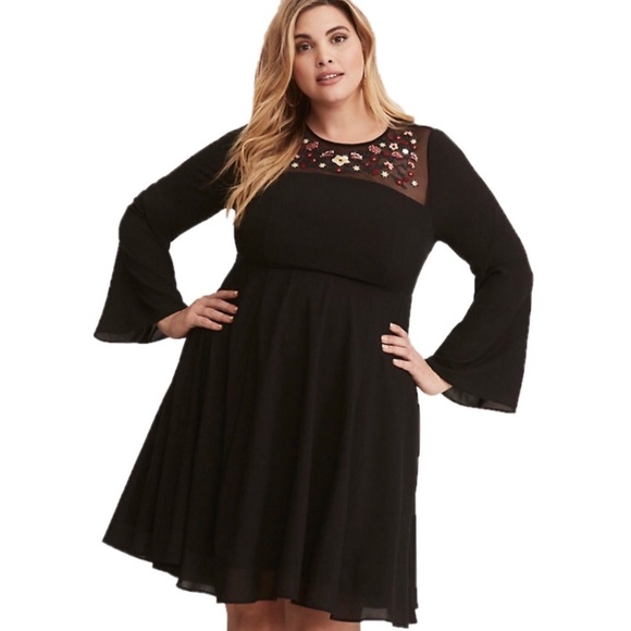 torrid Dresses & Skirts - New Torrid 24 3X Black Embroidered Mesh Dress